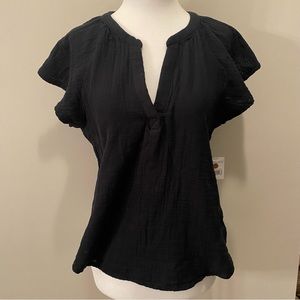 Universal Thread Black Short Ruffle Sleeve V-Neck Top Size M